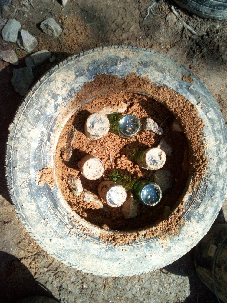 remplissage bouteilles dans pneus pour fondations